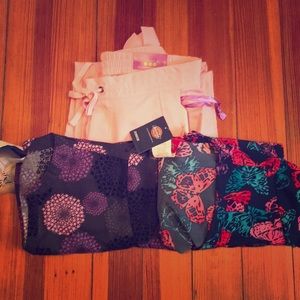 NWT Xsmall women’s scrubs